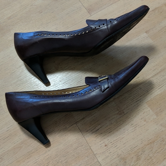Celine burgundy-brown leather classic pumps/shoes, 2 1/2" heal,size 38 - Picture 5 of 11